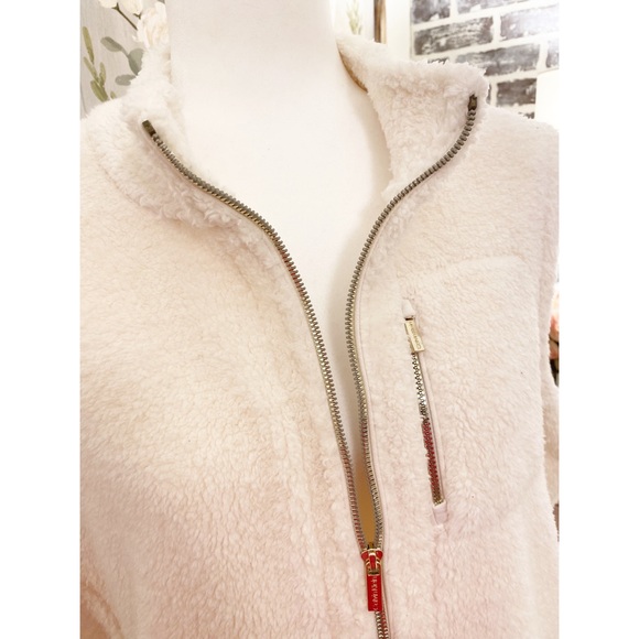 NWOT Calvin Klein Vest - Picture 5 of 6